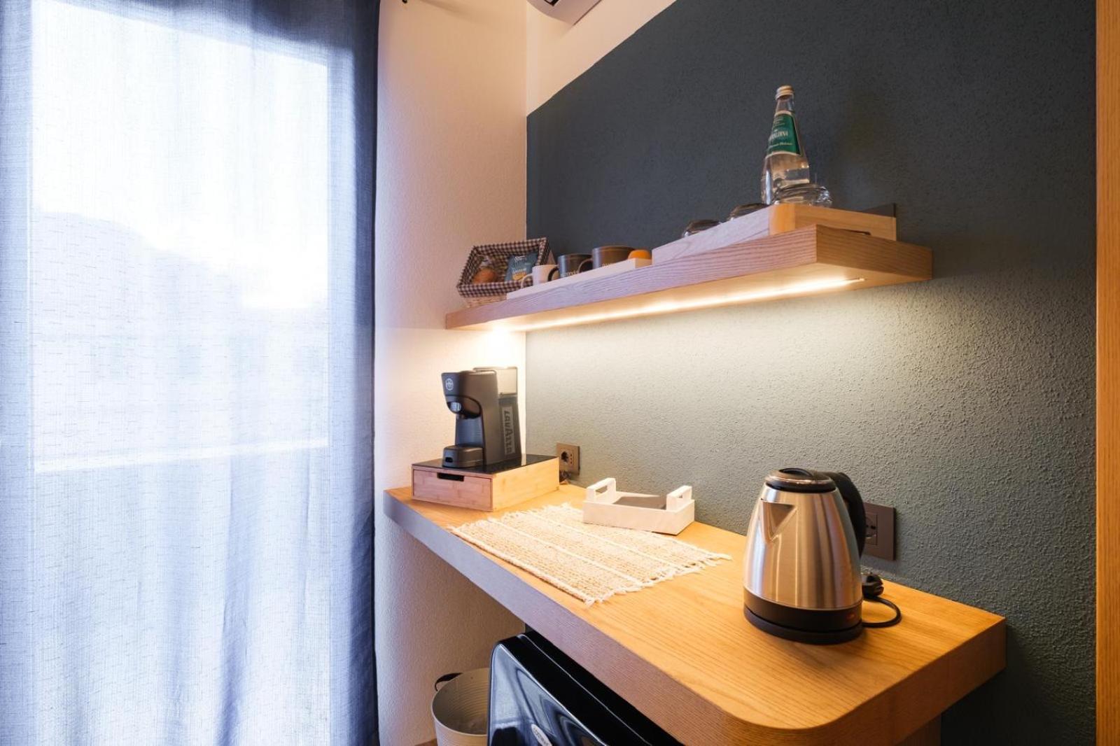 In Centro Da Carlotta Hotel ออลเบีย ภายนอก รูปภาพ